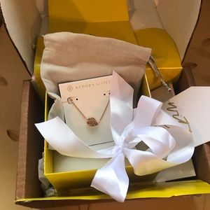 🚫SOLDKendra Scott druzy stone necklace 🚫SOLD